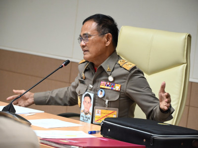 พลเอก ไพบูลย์ คุ้มฉายา องคมนตรี ... พารามิเตอร์รูปภาพ 29