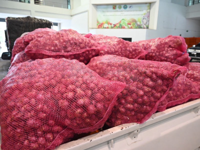 กรมส่งเสริมสหกรณ์ปล่อยคาราวานหอมแดงศรีสะเกษสู่ภาคเหนือเร่งกระจายผลผลิต แก้ปัญหาราคาตกต่ำ ภายใต้แคมเปญ “รักนะ…จึงให้หอม” ... พารามิเตอร์รูปภาพ 8