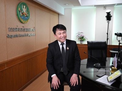 อธิบดีกรมส่งเสริมสหกรณ์ ร่วมบันทึกเทปสัมภาษณ์ ในโครงการ ... พารามิเตอร์รูปภาพ 15