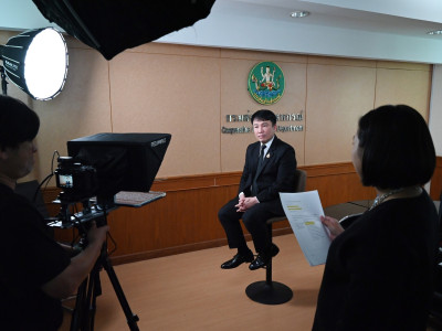 อธิบดีกรมส่งเสริมสหกรณ์ ร่วมบันทึกเทปสัมภาษณ์ ในโครงการ ... พารามิเตอร์รูปภาพ 5