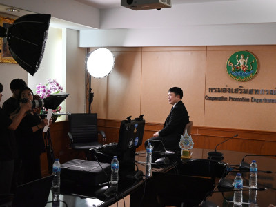 อธิบดีกรมส่งเสริมสหกรณ์ ร่วมบันทึกเทปสัมภาษณ์ ในโครงการ ... พารามิเตอร์รูปภาพ 8