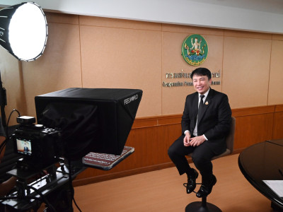 อธิบดีกรมส่งเสริมสหกรณ์ ร่วมบันทึกเทปสัมภาษณ์ ในโครงการ ... พารามิเตอร์รูปภาพ 9