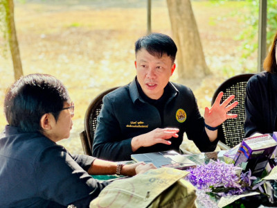 อธิบดีกรมส่งเสริมสหกรณ์ พร้อมด้วย นางสาวเบญจพร ชาครานนท์ ... พารามิเตอร์รูปภาพ 19