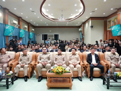 ร้อยเอก ธรรมนัส พรหมเผ่า รองนายกรัฐมนตรี และ รมว.เกษตรฯ ... พารามิเตอร์รูปภาพ 14