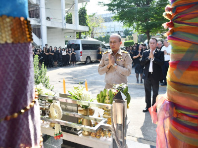 รองอธิบดีกรมส่งเสริมสหกรณ์ เข้าสักการะสิ่งศักดิ์สิทธิ์ ... พารามิเตอร์รูปภาพ 26