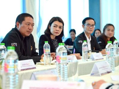 อธิบดีกรมส่งเสริมสหกรณ์ พร้อมด้วย รองศาสตราจารย์ ... พารามิเตอร์รูปภาพ 23