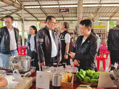 อธิบดีกรมส่งเสริมสหกรณ์ พร้อมด้วย นายกษาปณ์ เงินรวง ... พารามิเตอร์รูปภาพ 10