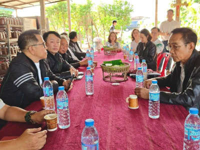 อธิบดีกรมส่งเสริมสหกรณ์ พร้อมด้วย นายกษาปณ์ เงินรวง ... พารามิเตอร์รูปภาพ 16