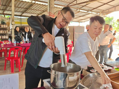 อธิบดีกรมส่งเสริมสหกรณ์ พร้อมด้วย นายกษาปณ์ เงินรวง ... พารามิเตอร์รูปภาพ 18