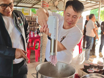 อธิบดีกรมส่งเสริมสหกรณ์ พร้อมด้วย นายกษาปณ์ เงินรวง ... พารามิเตอร์รูปภาพ 19