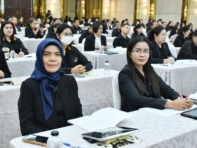 อธิบดีกรมส่งเสริมสหกรณ์ เป็นประธานในพิธีเปิดโครงการ ... พารามิเตอร์รูปภาพ 26