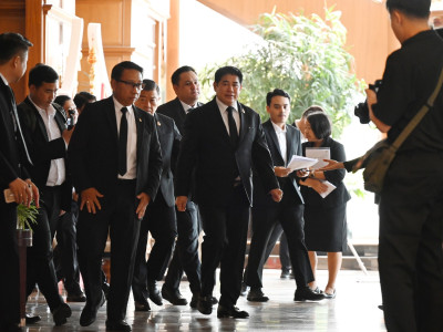 ร้อยเอก ธรรมนัส พรหมเผ่า ... พารามิเตอร์รูปภาพ 6