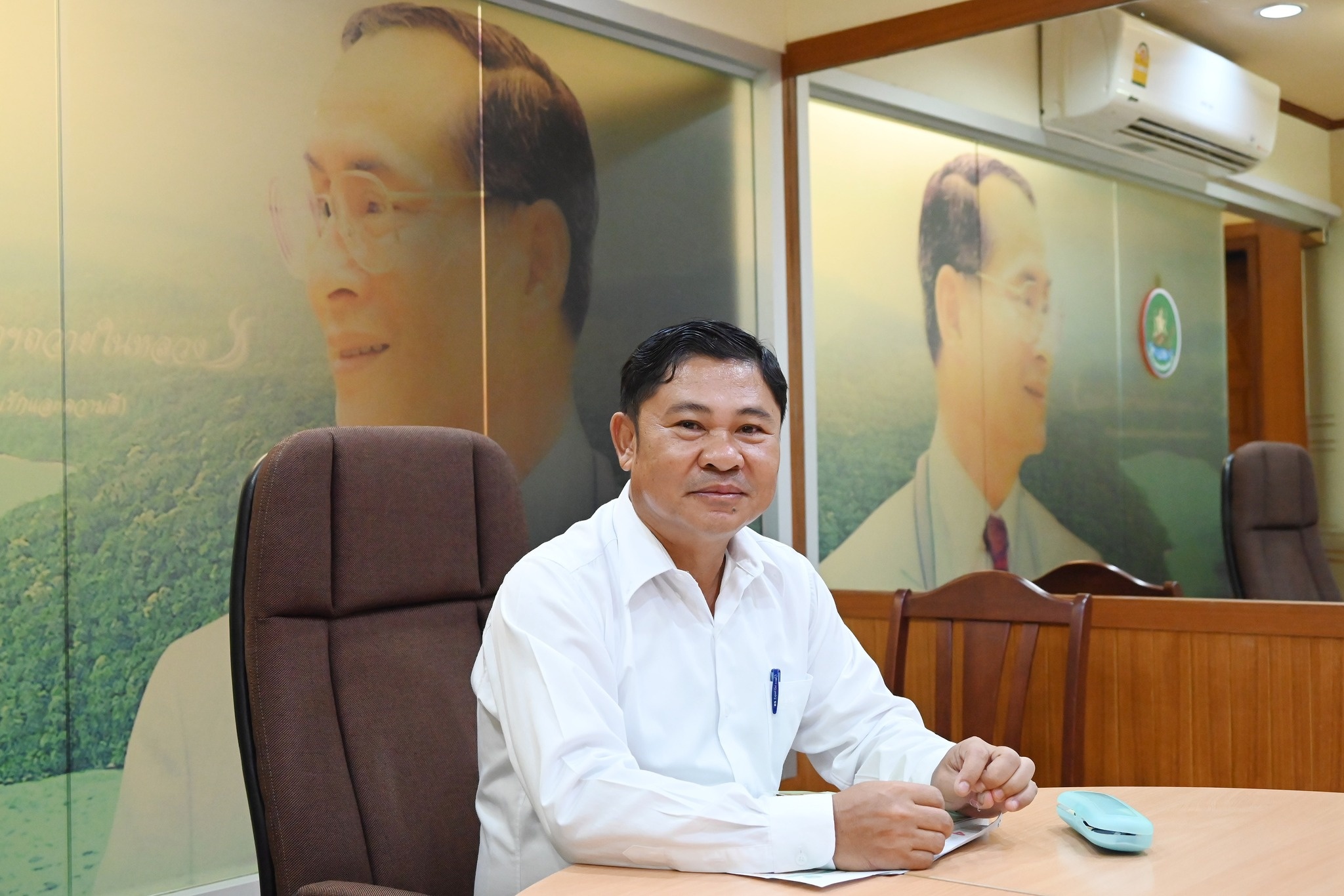 รองอธิบดีกรมส่งเสริมสหกรณ์ ... พารามิเตอร์รูปภาพ 1