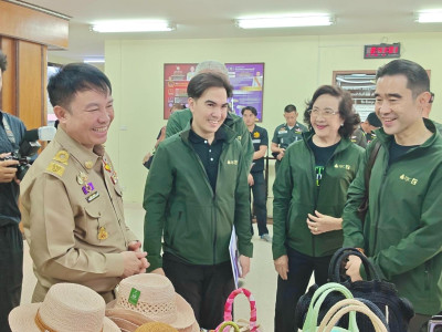 พล.อ.อ.สถิตย์พงษ์ สุขวิมล ... พารามิเตอร์รูปภาพ 14