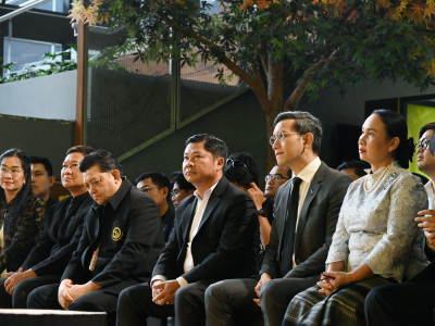 รองอธิบดีกรมส่งเสริมสหกรณ์ ร่วมงานแถลงข่าวเปิดตัวโครงการ 1 ... พารามิเตอร์รูปภาพ 17