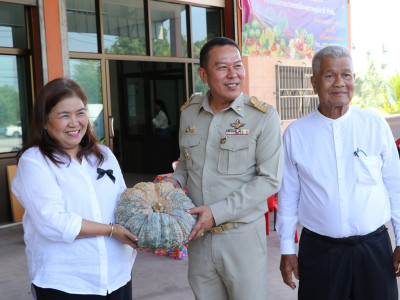 รองอธิบดีกรมส่งเสริมสหกรณ์ พร้อมด้วย นายณัฐพล แป้นนอก ... พารามิเตอร์รูปภาพ 8