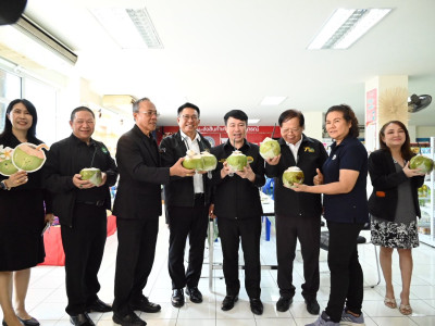 อธิบดีกรมส่งเสริมสหกรณ์ เป็นประธานในพิธีเปิดงาน ... พารามิเตอร์รูปภาพ 39