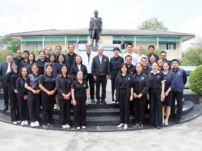 รองอธิบดีกรมส่งเสริมสหกรณ์ พร้อมด้วย นายณัฐพล แป้นนอก ... พารามิเตอร์รูปภาพ 8