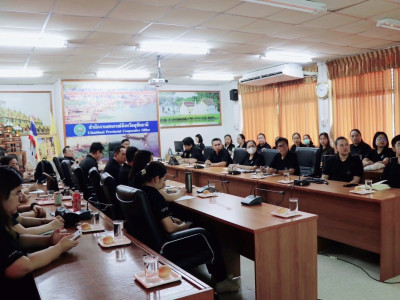 รองอธิบดีกรมส่งเสริมสหกรณ์ พร้อมด้วย นายศุภธีร์ อยู่วัฒนา ... พารามิเตอร์รูปภาพ 13