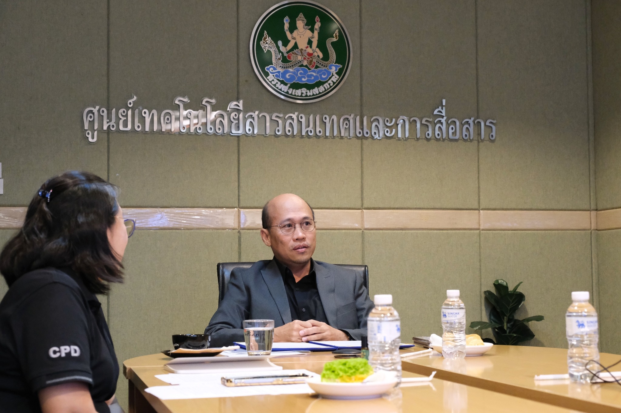 รองอธิบดีกรมส่งเสริมสหกรณ์ ... พารามิเตอร์รูปภาพ 1