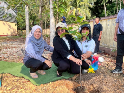 รองอธิบดีกรมส่งเสริมสหกรณ์ พร้อมด้วย นางเลขา จันทร์เจริญ ... พารามิเตอร์รูปภาพ 13