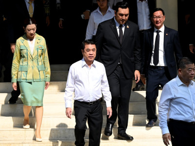 นายสุริยะ จึงรุ่งเรืองกิจ ... พารามิเตอร์รูปภาพ 12