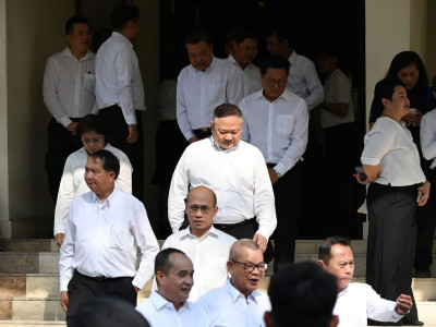 นายสุริยะ จึงรุ่งเรืองกิจ ... พารามิเตอร์รูปภาพ 15