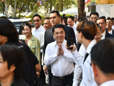 นายสุริยะ จึงรุ่งเรืองกิจ ... พารามิเตอร์รูปภาพ 18