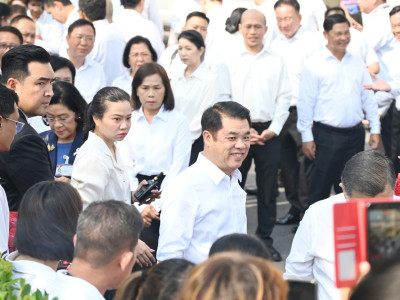 นายสุริยะ จึงรุ่งเรืองกิจ ... พารามิเตอร์รูปภาพ 19