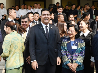 นายสุริยะ จึงรุ่งเรืองกิจ ... พารามิเตอร์รูปภาพ 8