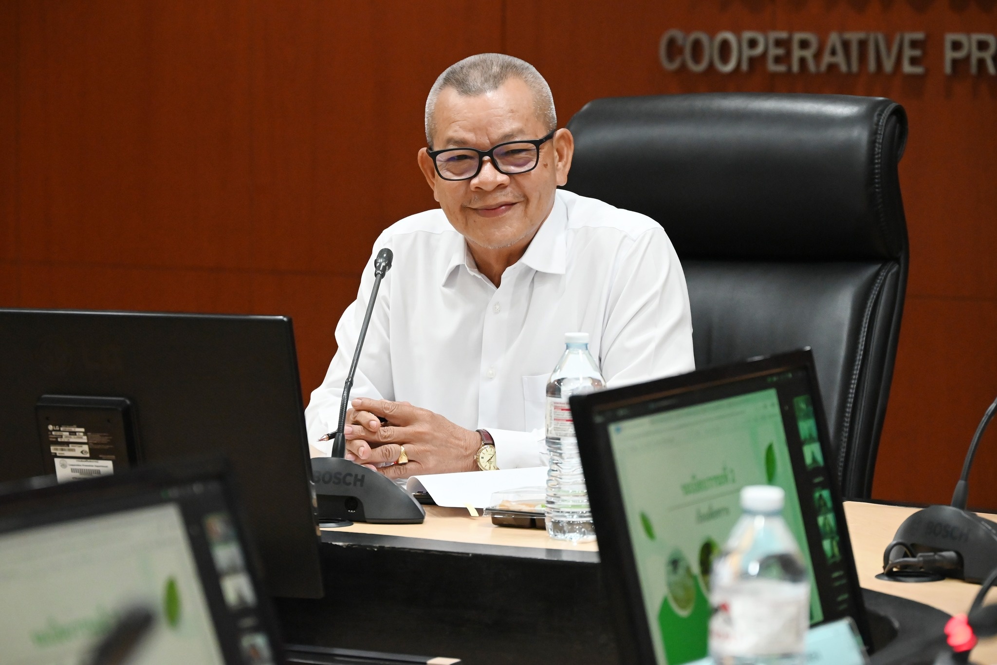 รองอธิบดีกรมส่งเสริมสหกรณ์ ... พารามิเตอร์รูปภาพ 1