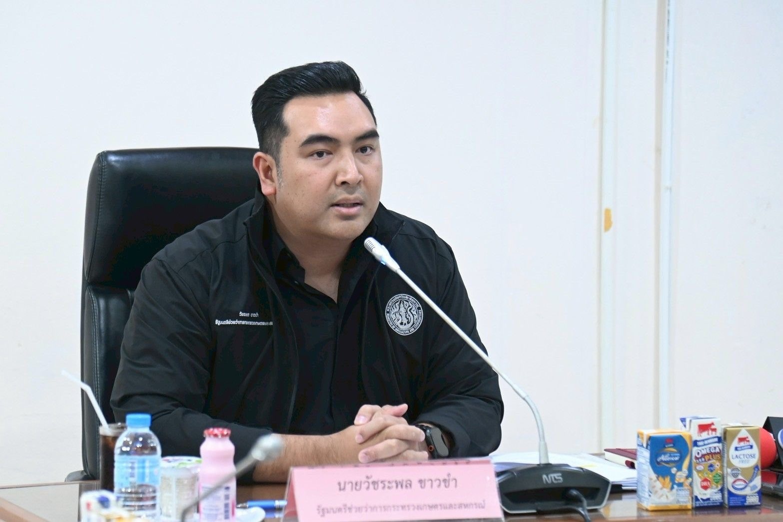 นายวัชระพล ขาวขำ รัฐมนตรีช่วยว่าการกระทรวงเกษตรและสหกรณ์ ... พารามิเตอร์รูปภาพ 1