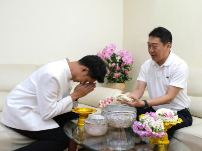 อธิบดีกรมส่งเสริมสหกรณ์ เป็นประธานในพิธีเปิดงานรดน้ำขอพร ... พารามิเตอร์รูปภาพ 18