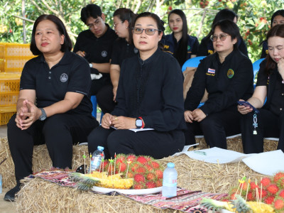 รองอธิบดีกรมส่งเสริมสหกรณ์ และคณะผู้บริหารจากบริษัท ... พารามิเตอร์รูปภาพ 11