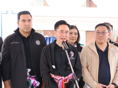 ศ.ดร.ยศชนัน วงศ์สวัสดิ์ รองนายกรัฐมนตรี ... พารามิเตอร์รูปภาพ 2