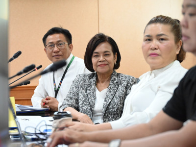 นายวิศิษฐ์ ศรีสุวรรณ์ ประธานกรรมการพิทยาลงกรณมูลนิธิ ... พารามิเตอร์รูปภาพ 17