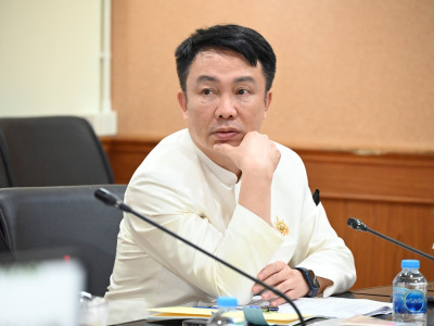นายวิศิษฐ์ ศรีสุวรรณ์ ประธานกรรมการพิทยาลงกรณมูลนิธิ ... พารามิเตอร์รูปภาพ 3