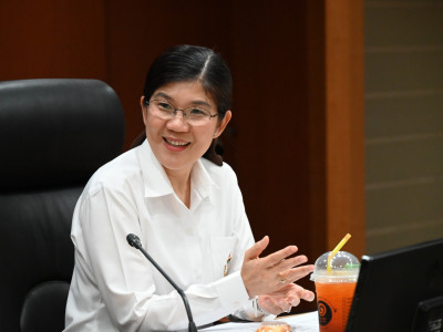 รองอธิบดีกรมส่งเสริมสหกรณ์ พร้อมด้วย นางสาวบุญรัตน์ ... พารามิเตอร์รูปภาพ 12