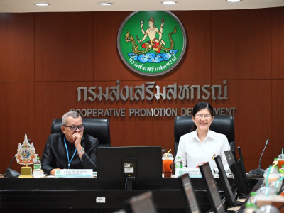 รองอธิบดีกรมส่งเสริมสหกรณ์ พร้อมด้วย นางสาวบุญรัตน์ ... พารามิเตอร์รูปภาพ 4