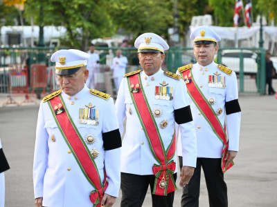 พระบาทสมเด็จพระเจ้าอยู่หัว และสมเด็จพระนางเจ้าฯ ... พารามิเตอร์รูปภาพ 17