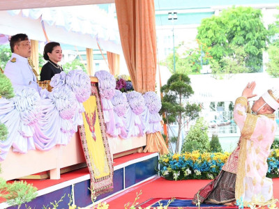 พระบาทสมเด็จพระเจ้าอยู่หัว และสมเด็จพระนางเจ้าฯ ... พารามิเตอร์รูปภาพ 2