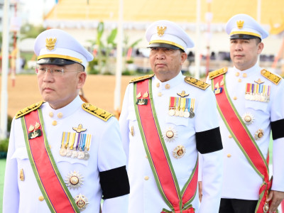 พระบาทสมเด็จพระเจ้าอยู่หัว และสมเด็จพระนางเจ้าฯ ... พารามิเตอร์รูปภาพ 30