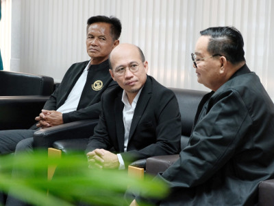 รองอธิบดีกรมส่งเสริมสหกรณ์ พร้อมด้วย นายพิษณุ บัวแก้ว ... พารามิเตอร์รูปภาพ 8
