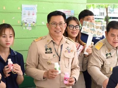 อธิบดีกรมส่งเสริมสหกรณ์ ร่วมบันทึกเทปรณรงค์การดื่มนมโคสดแท้ ... พารามิเตอร์รูปภาพ 35