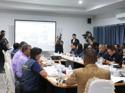 ผู้ทรงคุณวุฒิด้านการสหกรณ์ พร้อมด้วย ผู้ตรวจราชการกรม ... พารามิเตอร์รูปภาพ 23