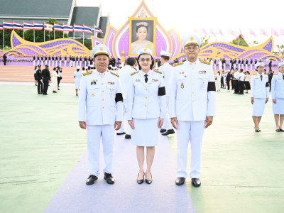 นายอนุทิน ชาญวีรกูล นายกรัฐมนตรี และนางธนนนท์ ชาญวีรกูล ... พารามิเตอร์รูปภาพ 15