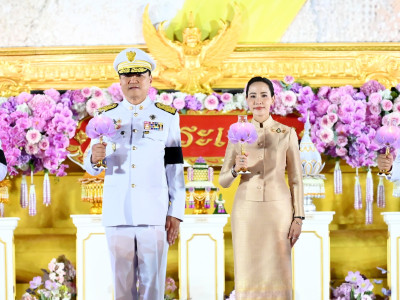 นายอนุทิน ชาญวีรกูล นายกรัฐมนตรี และนางธนนนท์ ชาญวีรกูล ... พารามิเตอร์รูปภาพ 2