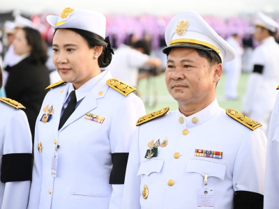 นายอนุทิน ชาญวีรกูล นายกรัฐมนตรี และนางธนนนท์ ชาญวีรกูล ... พารามิเตอร์รูปภาพ 20