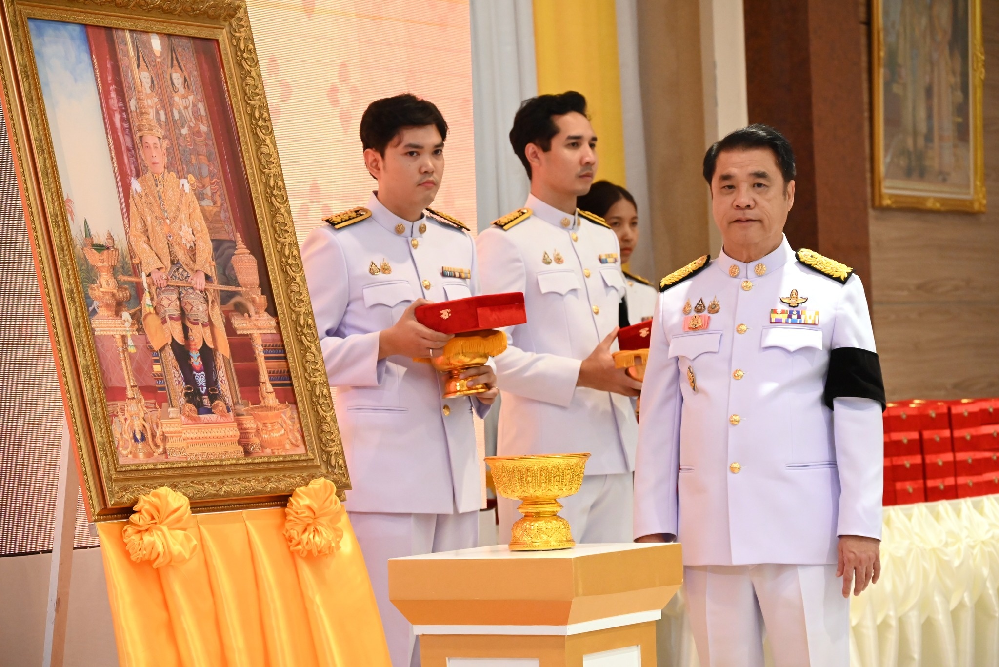 นายสุริยะ จึงรุ่งเรืองกิจ ... พารามิเตอร์รูปภาพ 1