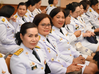 นายสุริยะ จึงรุ่งเรืองกิจ ... พารามิเตอร์รูปภาพ 19